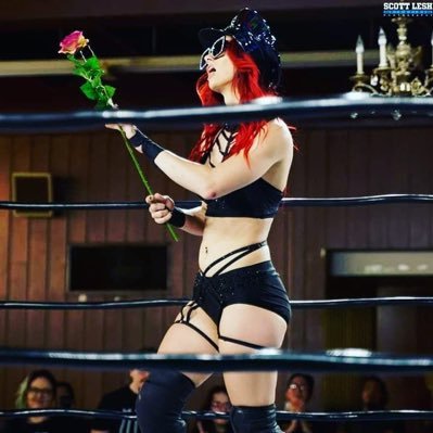 Priscilla Kelly (@HotMess_Gal) / Twitter