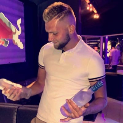 antho________'s profile picture. 