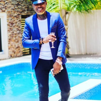 Omf_General's profile picture. OMF 😈or Die 🧟‍♂️   #phobia❤️💛💙   #fcbarcelona❤️💙