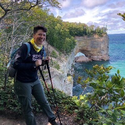 Computational plant biologist and graduate of @Cornell | PhD candidate in Plant Biology and CMSE @michiganstateu | Bilingual, bisexual 🏳️‍🌈