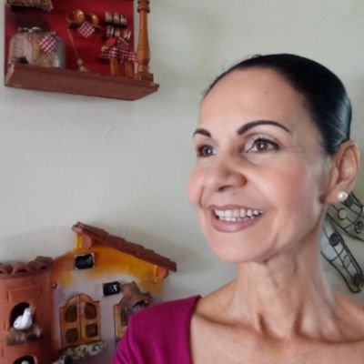 Una venezolana que desea lo mejor para su país. Soy optimista y confío en que, en Venezuela, recuperaremos la DEMOCRACIA y la LIBERTAD!!! Instagram @martha8236