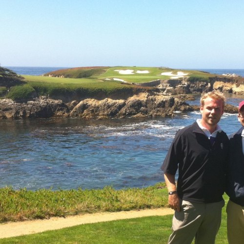 mediumwood's profile picture. 