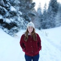 Rose Revera (@roserev2) 's Twitter Profile