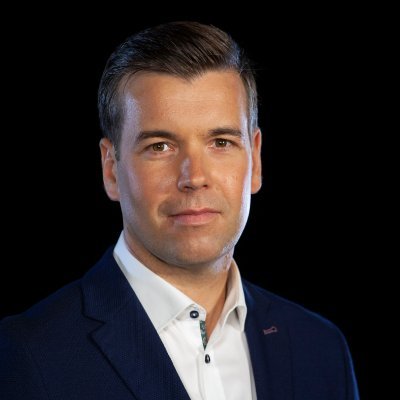 US correspondent for Yle, Finnish Broadcasting Company. Ex-TV host: https://t.co/PRvzwQ7ezP      Ex-EU correspondent.