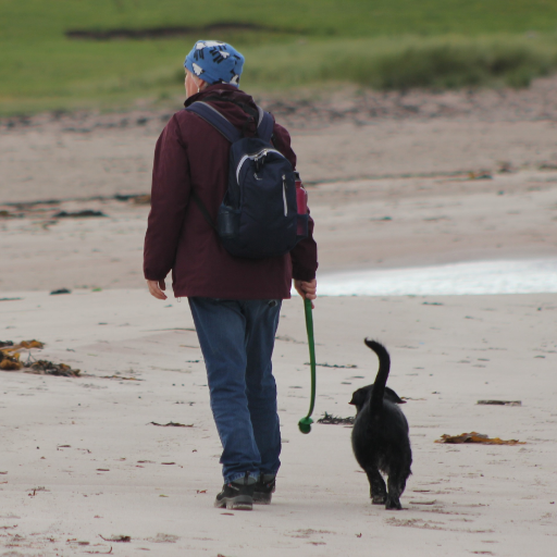 Scottish visual artist, writer & photographer. Scientist in a previous life. Plays mandolin & fiddle, writes the odd tune.