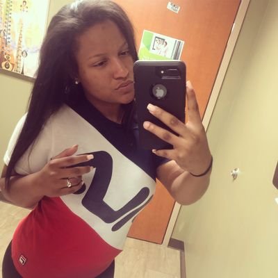 bre__alexander's profile picture. Twenty²

Snapchat : Br3_xxxvii
Gamertag: - 🎮 Xbox CrOwNnnRoYaL
- 🎮 Ps4 QuEeNnnB0018
- 🎮 Nintendo dm.