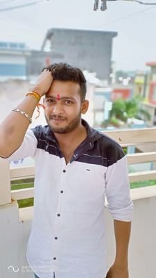 dw9BKwijM7pL7Ul's profile picture. 