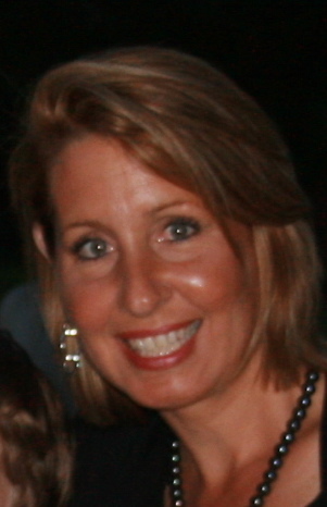 esace5's profile picture. Married, mother of 3, Financial Analyst at CINC