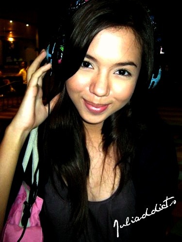 this is the official fan page of JULIADDICTS!! :)