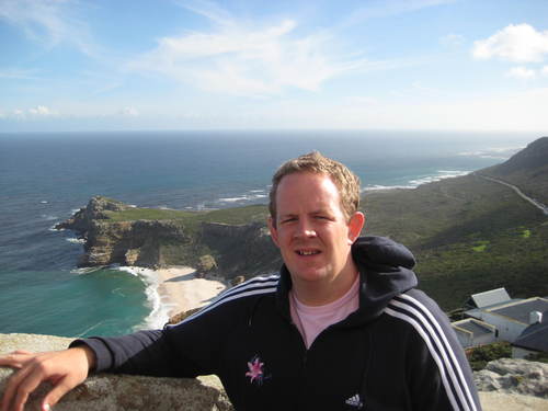 KevinBurke45's profile picture. Former pro rugby player with London Irish and Harlequins. 🏉 LFC fan. 🤔 Victor Ludorum champion on 3 occasions. 🏆 Now doing a bit with wood...😀