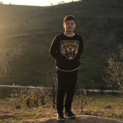 MasrorAshti's profile picture. Masror