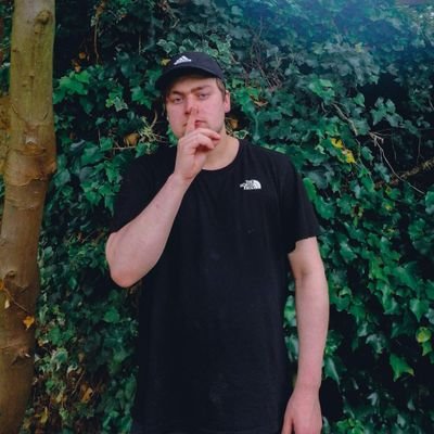 21 ◾️ Surrey Based Drum & Bass DJ ◾️ Bookings: brokezdub@gmail.com