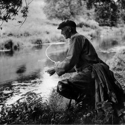 Cymro Bach.
Pysgotwr plyen ag cawio, fly tying and fly-fishing in Gwynedd for wild brown trout. Cymru rhydd, Cymru fydd.