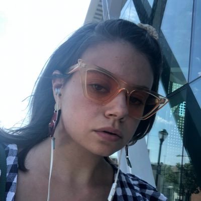 AnnaLiebz's profile picture. scrappy, orange, theatre artist, generally confused but puts her best foot forward
she/her