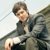 Thaddeus Gray (@lifeisltrlyart) 's Twitter Profile