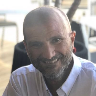 SoytuCoachLibre's profile picture. Team Coach Me respeto a mi y por eso te respeto a ti SOY libre y adoro la diversidad Provocador, Detective, Alquimista De Madrid al Universo