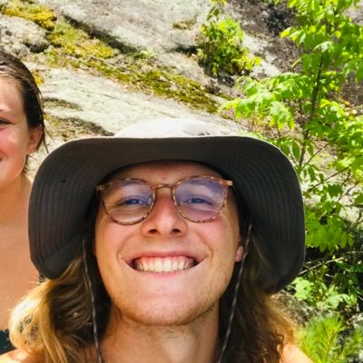 Environmental Biology major and Environmental Studies minor @uwlacrosse | nature lover | vegan🌱 | water enthusiast | zero-waste | #getoutside | he/him/his