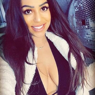 I'm a type of girl who doesn't have time for fake lovers ☺️☺️