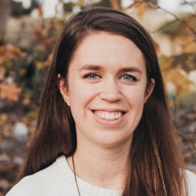 SweetTeaTeacher's profile picture. 2nd grade teacher✏️🐬 • Married to my best friend❤️•Mommy to my favorite little girl🎀•Google certified teacher💻 • 9th year teaching🍎 •