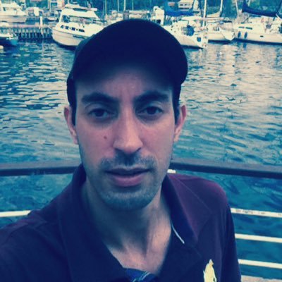 Músico, entusiasta da tecnologia de blocos criptografados.