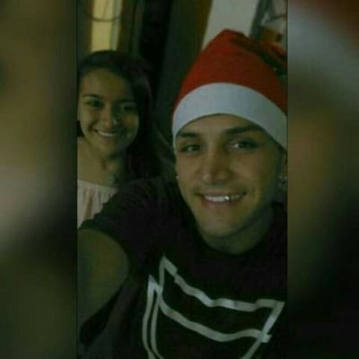 👑~ SonrisaDescansera ~ 👑💕
El dia que me muera voy a estar con vos aya desde el cielo como en el tablon #MeVasAEscuchar Siempre te voy alentar❤🖤👉🏻😍