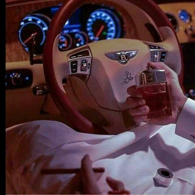 berrichiw1's profile picture. 