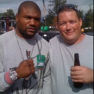 Lynzack's profile picture. 