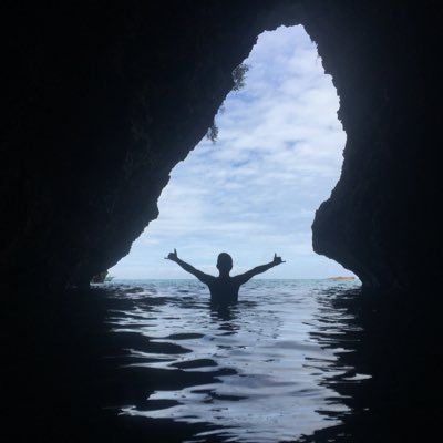 Xfz4PvQXORrixff's profile picture. 熊本市内で美容師をやっています。そして最高の美容室『DreSs』を運営しています。