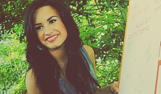 admiringdemi's profile picture. wake up feeling beautiful today. #staystrongdemi