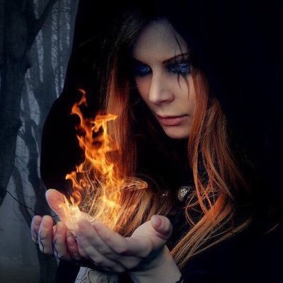 LilithRoseMoon's profile picture. 🖤I am the #DarkOne dearies🖤Soon to be published #Author I write #DarkHorror #DarkRomance #DarkFantasy novels🖤#DarkFairy #VampireQueen #DemonGoddess #Gamer🖤