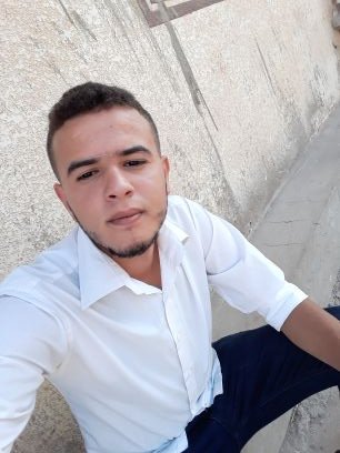 ياسر التركاوي 
كليه اقتصاد 《محاسبه》