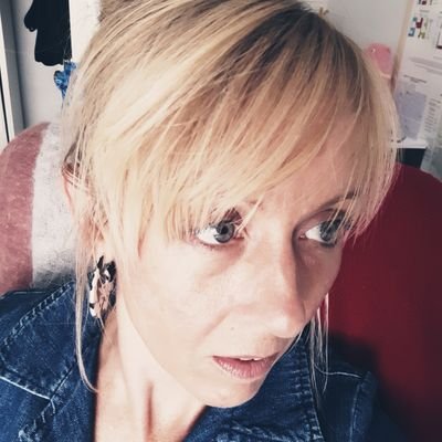 Wife, mother, dog-owner, foodie (okay, just greedy) and script editor for pre-school TV. More Twit than Twitterati.