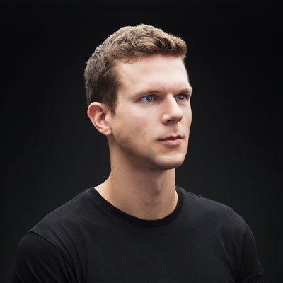 Product Design Manager | he/him/his | Into: Design, Tech, AR/VR, Architecture, LGBT+🏳️🌈, Salad