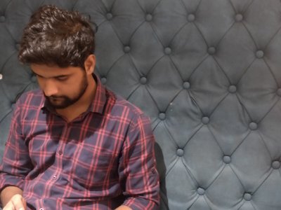 Abhishe64553696's profile picture. 