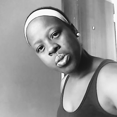 I'm sweet sweetness 💕💕 kind💕💕 loving person💕💕 enjoying people around me💕💕 always happy smiling 😃I love my family my kids 💕💕I'm Nina's big fan💕💕💕