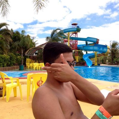 leozinho_comvc's profile picture. eu nao sou ha mais q nimguemm