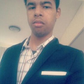 Juraini Ferary werd geboren op 28 juli 1993 in Spijkenisse, ze ouders komen oorspronkelijk uit een warm eiland Curaçao en Juraini is oprichter en webmaster.