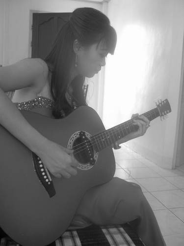 superbunGee's profile picture. Music lover who constantly have her ears plugged with earphone!Life is not complete without music.I laugh a lot coz' life is nothing but a great joy!