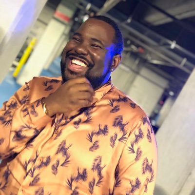 FreeTheVision's profile picture. Creative Director | Tv & Live Producer | Vision Architect | I am the bridge between vision & reality. 📝🎙📺