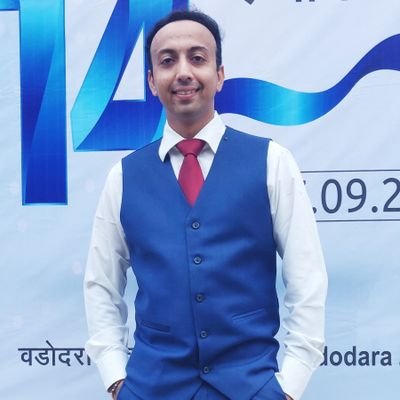 #A Banker by profession & An Indian by 💓 #I am in the process of becoming the best version of myself.
