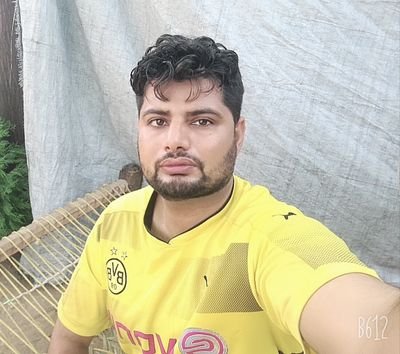 SaharIqbal15's profile picture. 