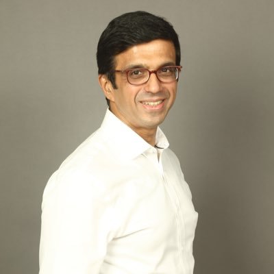 Banker turned entrepreneur. Avid marathoner and animal lover.