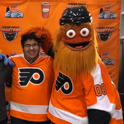 NlieAssar's profile picture. he/him