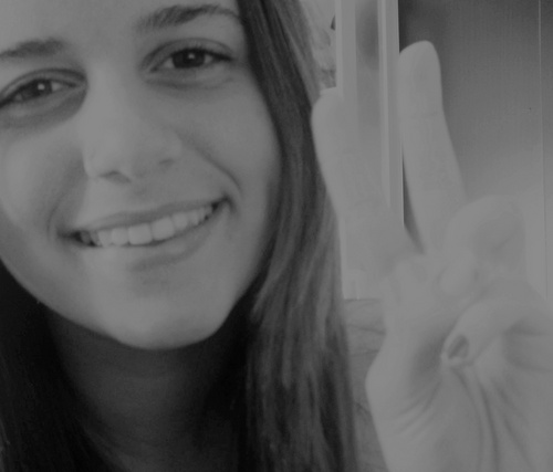 Sou como você me vê. Posso ser leve como uma brisa ou forte como uma ventania, depende de quando e como você me vê passar.