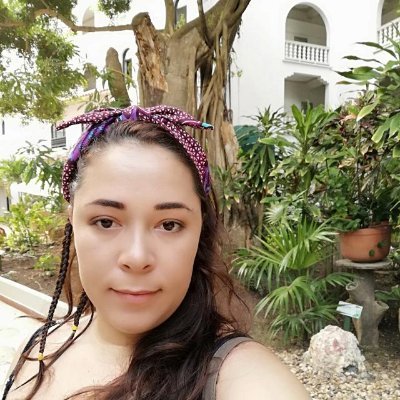 LaTruMa's profile picture. En mi mundo solo hallarás tulipanes y un hermoso trono para que no te quedes de pie.
