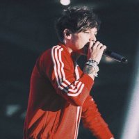 tina(@tomlinsun_28) 's Twitter Profile Photo