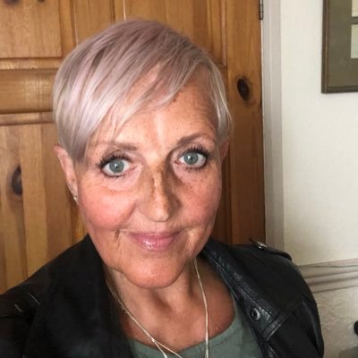 work in retail' love music'perfume' sweets'tweets and adore barbra streisand