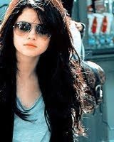 selenagomez181's profile picture. Boyz selena gomez supporter right here! I will always support her and this Twitter account is dedicated to her. 
lol!!!!
