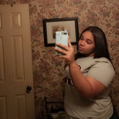 makenziesimpso4's profile picture. Amosc👻-iiam.kenziee