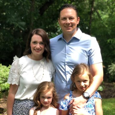 Passionate about food, family and leadership: trying to increase overall happiness through all three.